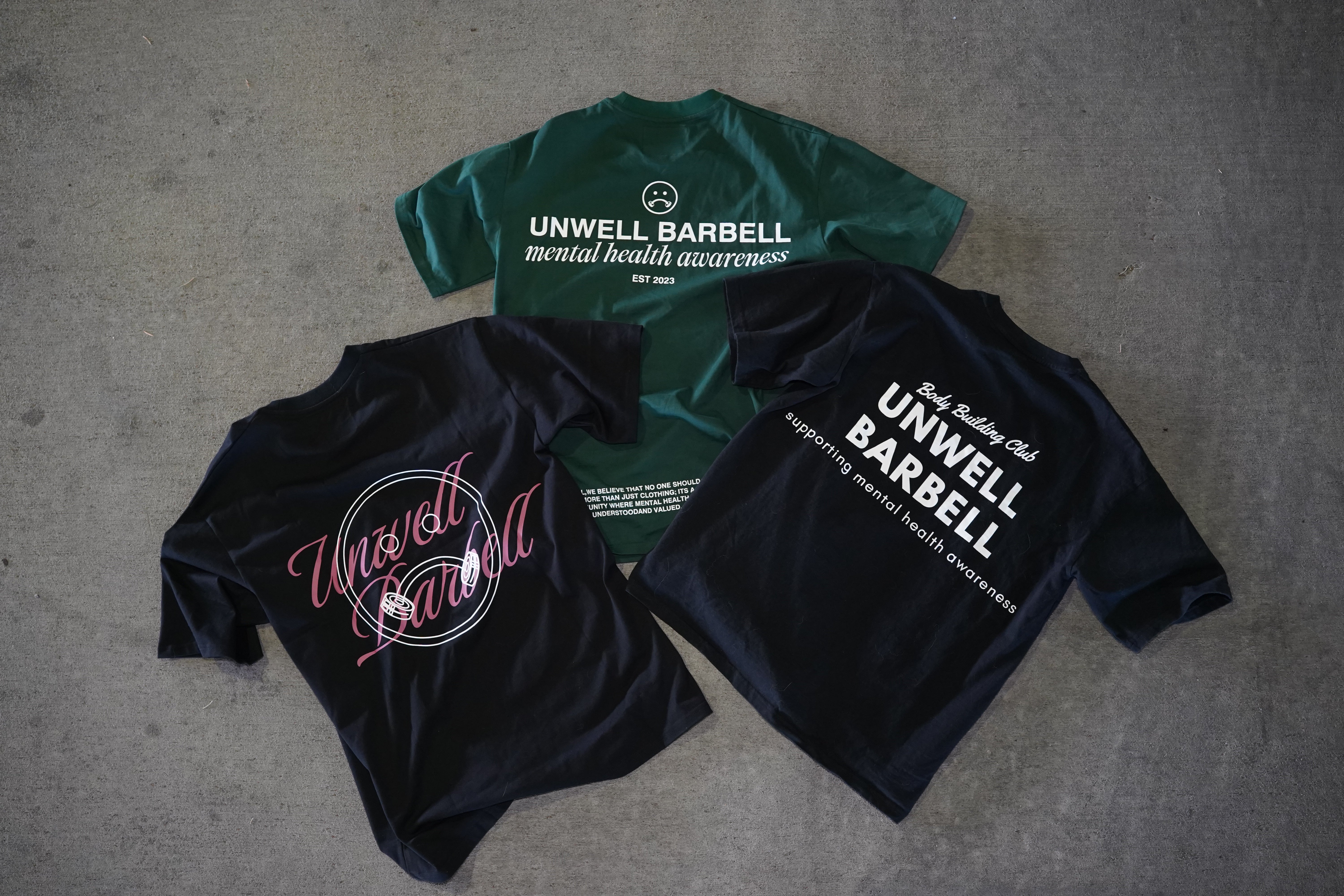 Fitted Cropped Tees
